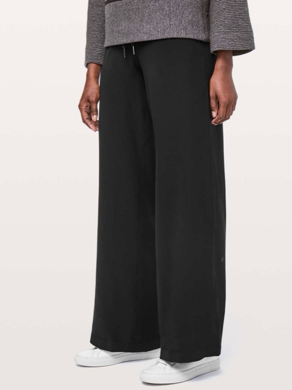 Lululemon On The Fly Pant Sz 12 Black Wide Leg Woven 32” Inseam Casual Office